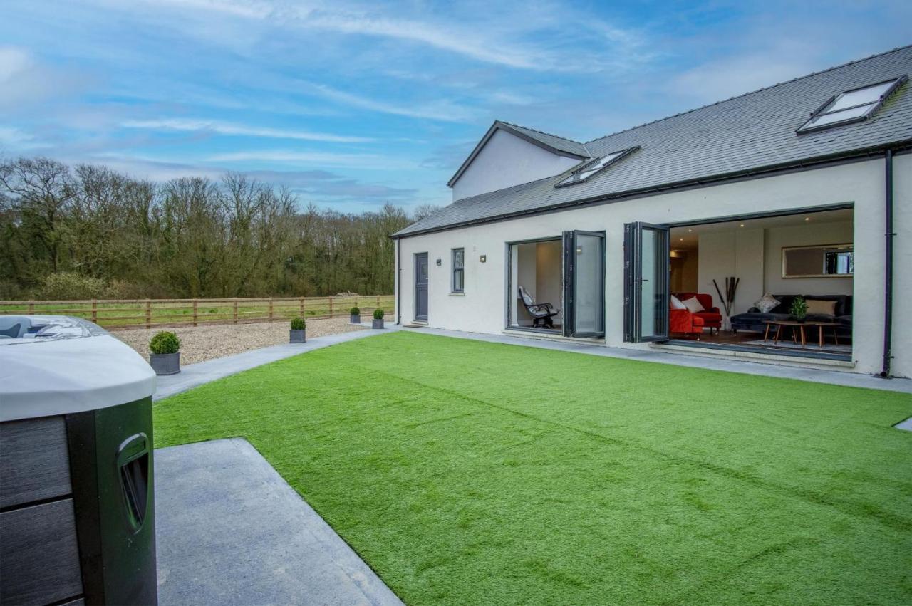 Kiln Park Farmhouse - 4 Bedroom Cottage - Narberth Exterior photo
